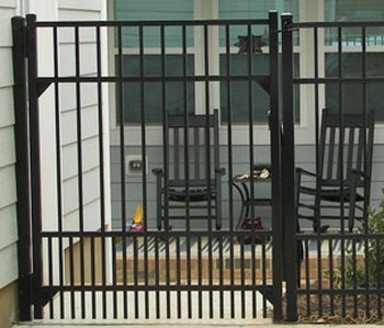 aluminum fence with pet panel